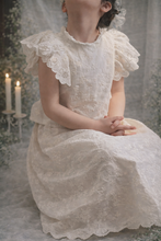 Load image into Gallery viewer, Snowdrop Lace Set
