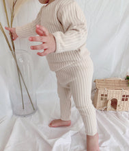 Load image into Gallery viewer, Knitted 2 piece lounge wear
