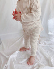 Load image into Gallery viewer, Knitted 2 piece lounge wear
