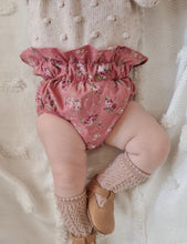 Load image into Gallery viewer, Floral bloomers
