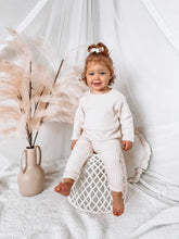 Load image into Gallery viewer, Knitted 2 piece lounge wear
